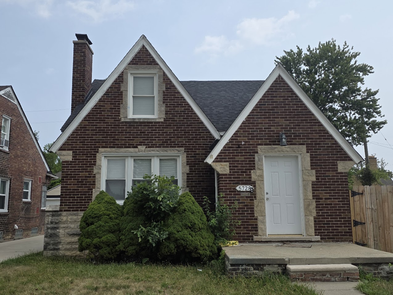 5728 Bedford