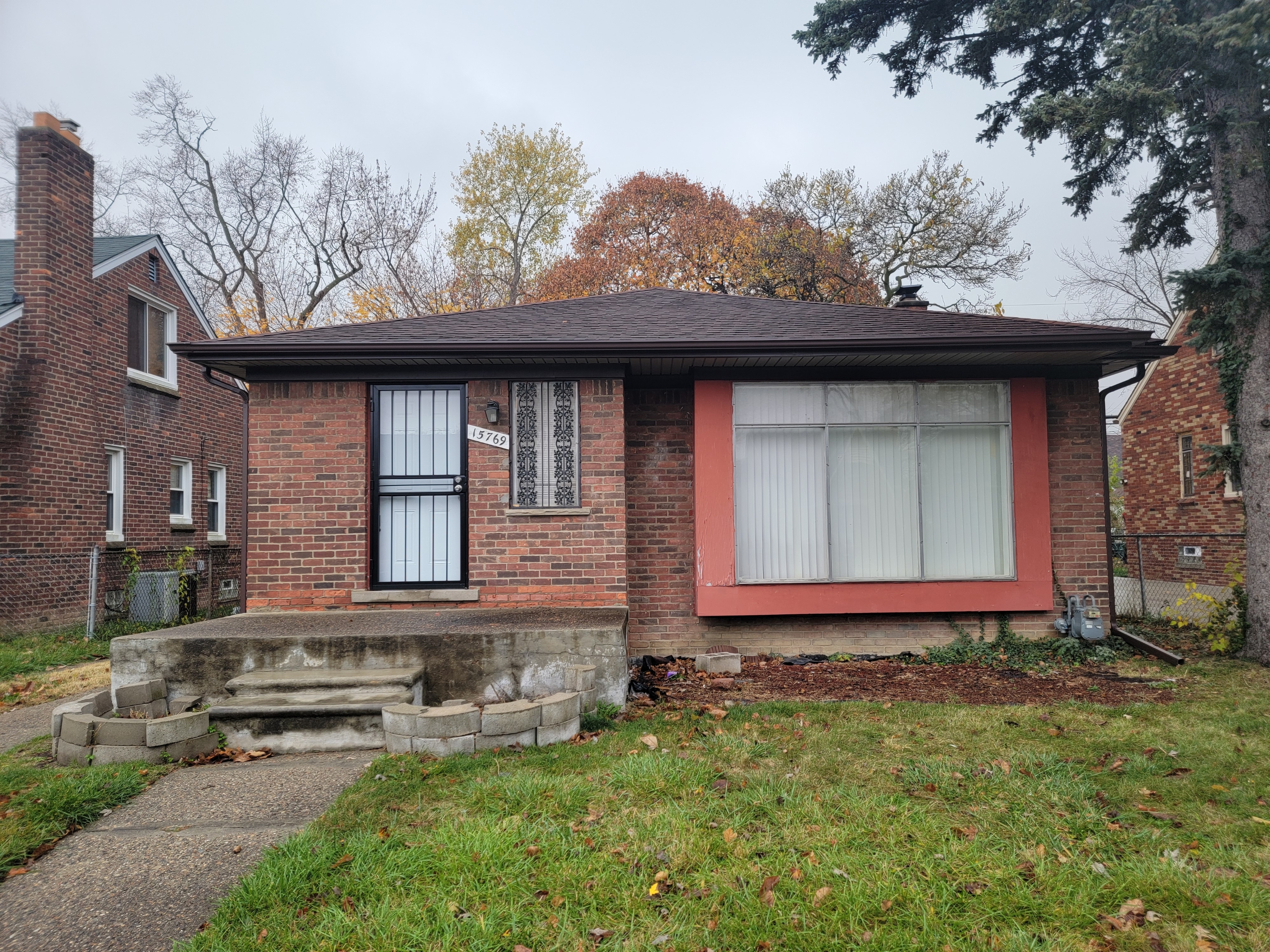 Property main image